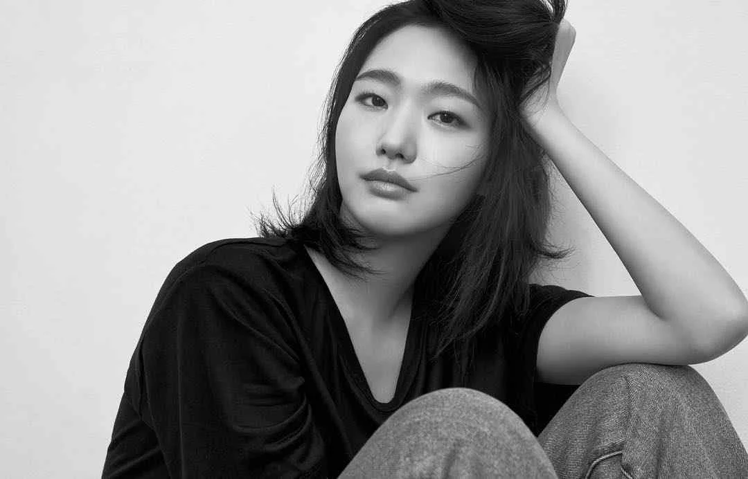 Kim Go Eun - kim-go-eun-hot-20.webp